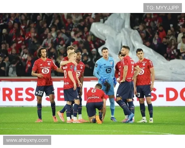 勒沃库森与尼斯激战成和比分揭晓双方实力相当精彩对决回顾