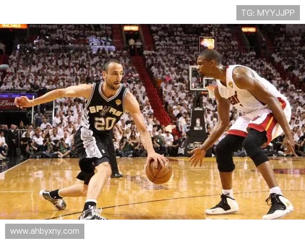 吉诺比利在关键时刻的绝杀助力马刺逆转活塞的经典对决回顾